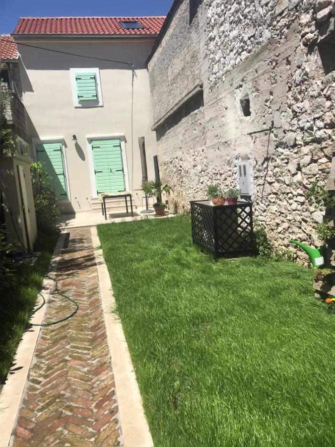 House "Vesela" Villa Biograd Na Moru Bagian luar foto